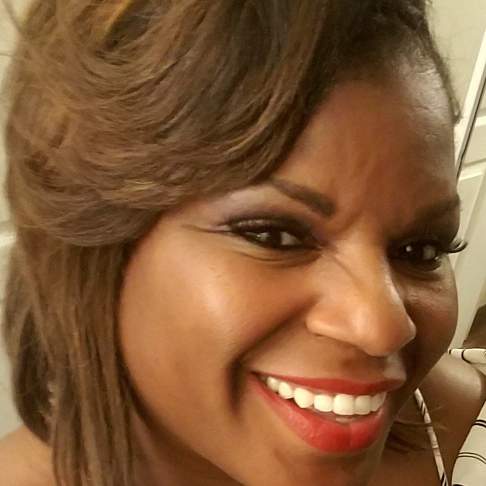 Meet your Posher, Nichole